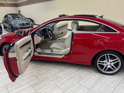 Used 2015 Mercedes-Benz E 550 Coupe w/ Premium 1 Package image 21