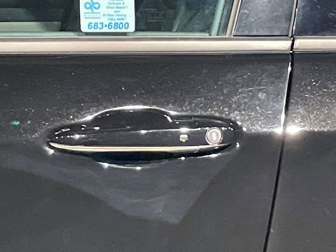 Used 2022 Jeep Compass Limited image 16