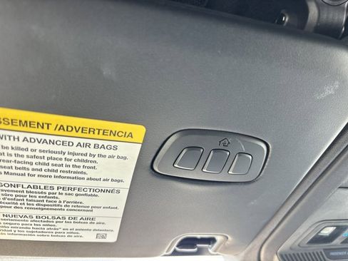 Used 2022 Ford Bronco Wildtrak image 40