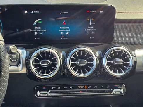 Used 2023 Mercedes-Benz EQB 300 4MATIC image 15