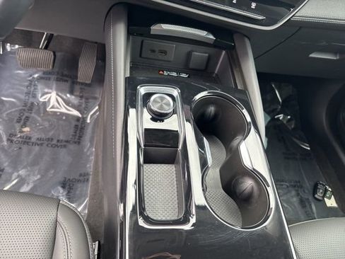 Certified 2025 Buick Envision Preferred image 22