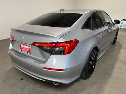 Used 2024 Honda Civic Sport image 3