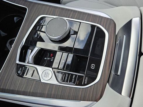 New 2026 BMW X5 sDrive40i w/ Premium Package image 24