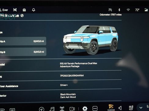 Used 2024 Rivian R1S Adventure AWD/4WD image 7