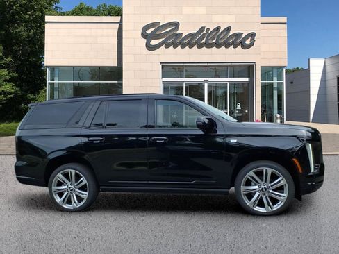 New 2026 Cadillac Escalade Sport w/ Touring Package AWD/4WD image 6