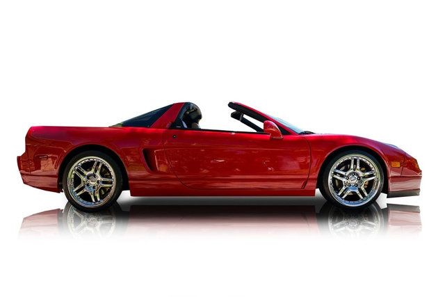 Used 2004 Acura NSX T RWD image 2