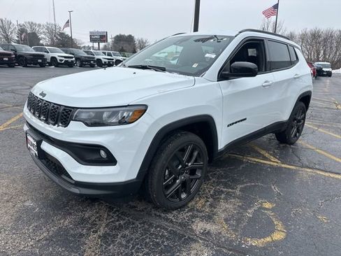 New 2026 Jeep Compass Latitude image 14