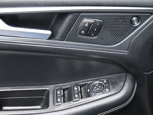 Used 2024 Ford Edge ST w/ Equipment Group 401A image 19