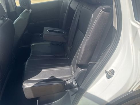 Used 2023 Volkswagen Tiguan SE FWD image 17