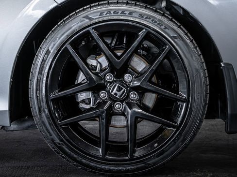 Used 2025 Honda Civic Sport image 17