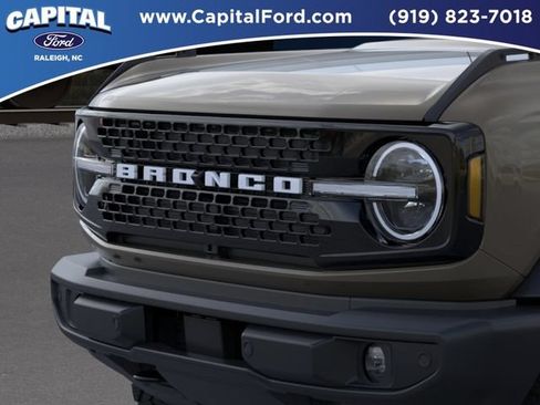 New 2026 Ford Bronco Outer Banks AWD/4WD image 19