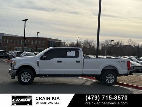Used 2019 Ford F250 XL w/ Power Equipment Group image 4