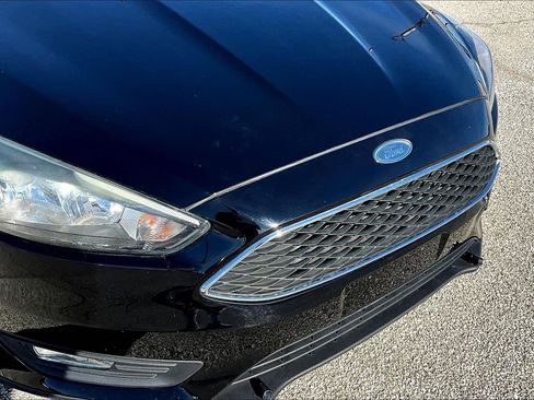 Used 2018 Ford Focus SEL image 31