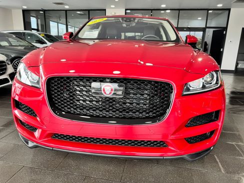 Used 2020 Jaguar F-PACE Prestige image 8