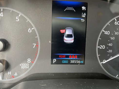 Used 2024 Toyota Corolla LE FWD image 8