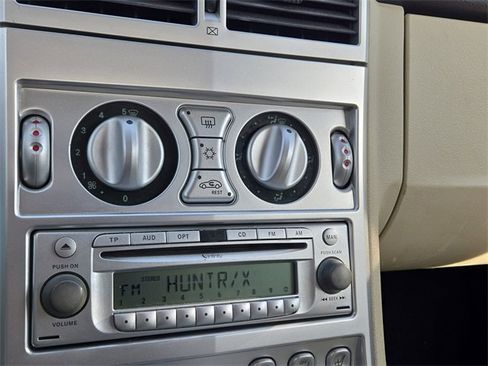 Used 2006 Chrysler Crossfire Limited image 10