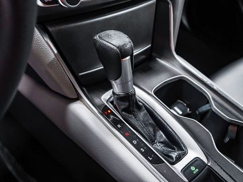 Used 2020 Honda Accord LX image 21
