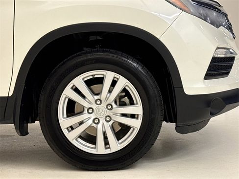 Used 2016 Honda Pilot LX image 7