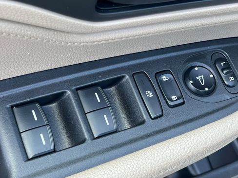 Used 2018 Honda Odyssey EX-L image 13