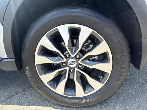Certified 2025 Subaru Outback Limited w/ Popular Package #2 AWD/4WD image 17