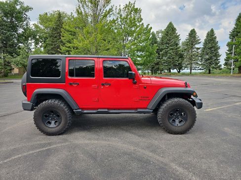 Used 2016 Jeep Wrangler Unlimited Sport w/ Quick Order Package 24S AWD/4WD image 7
