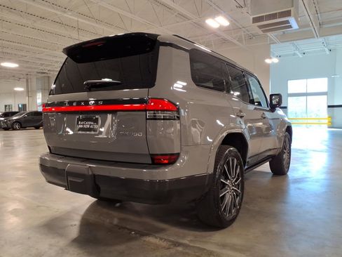 New 2025 Lexus GX 550 AWD/4WD image 15