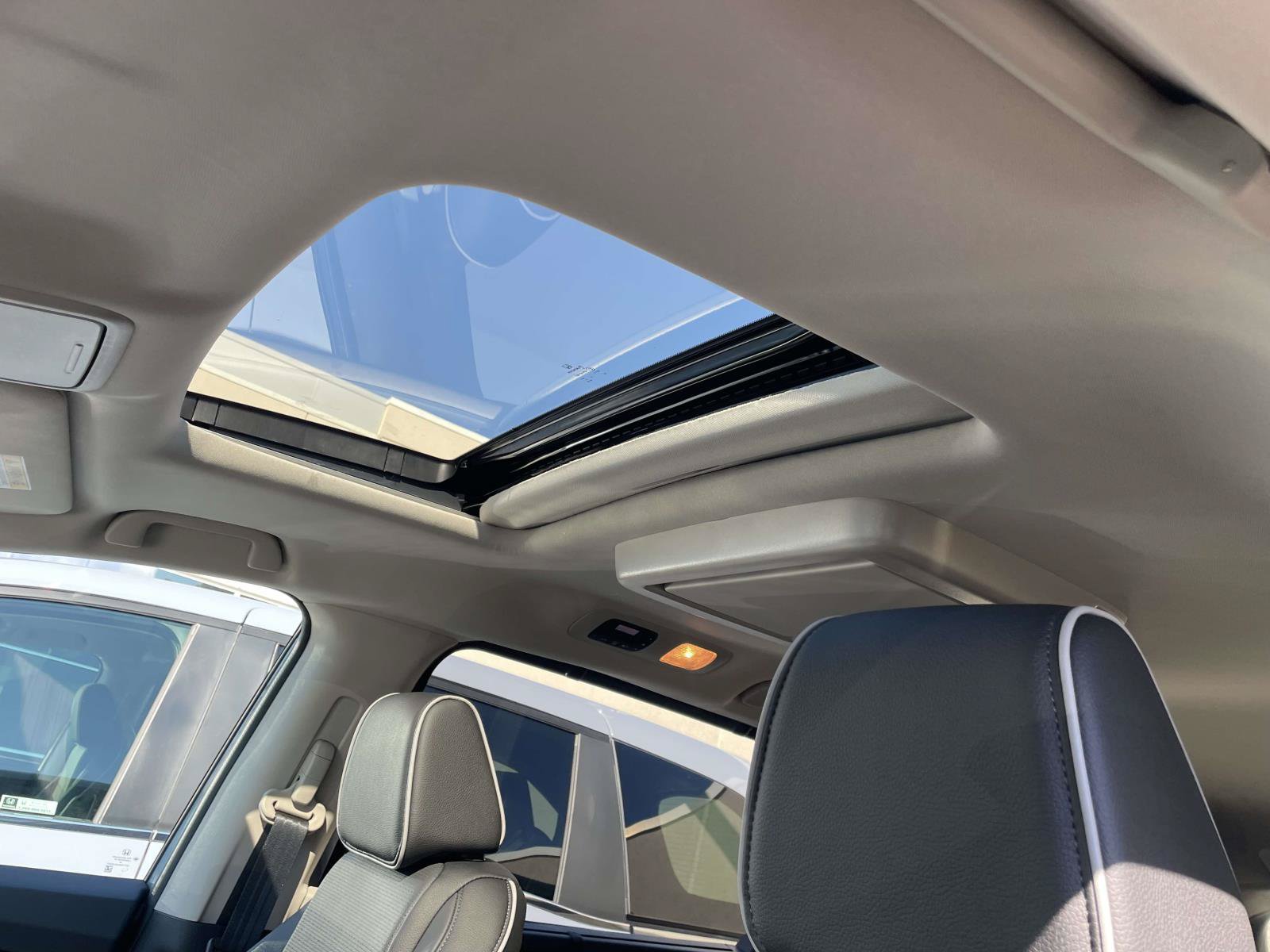 New 2027 Honda Odyssey Elite image 7