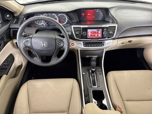 Used 2015 Honda Accord EX-L image 16
