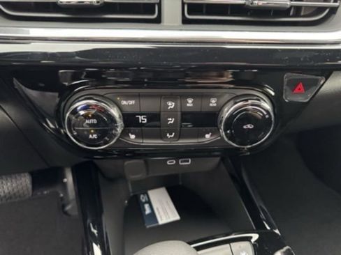 New 2026 Chevrolet Trax RS w/ Driver Confidence Package FWD image 22