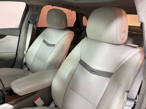 Used 2013 Cadillac XTS Platinum image 21