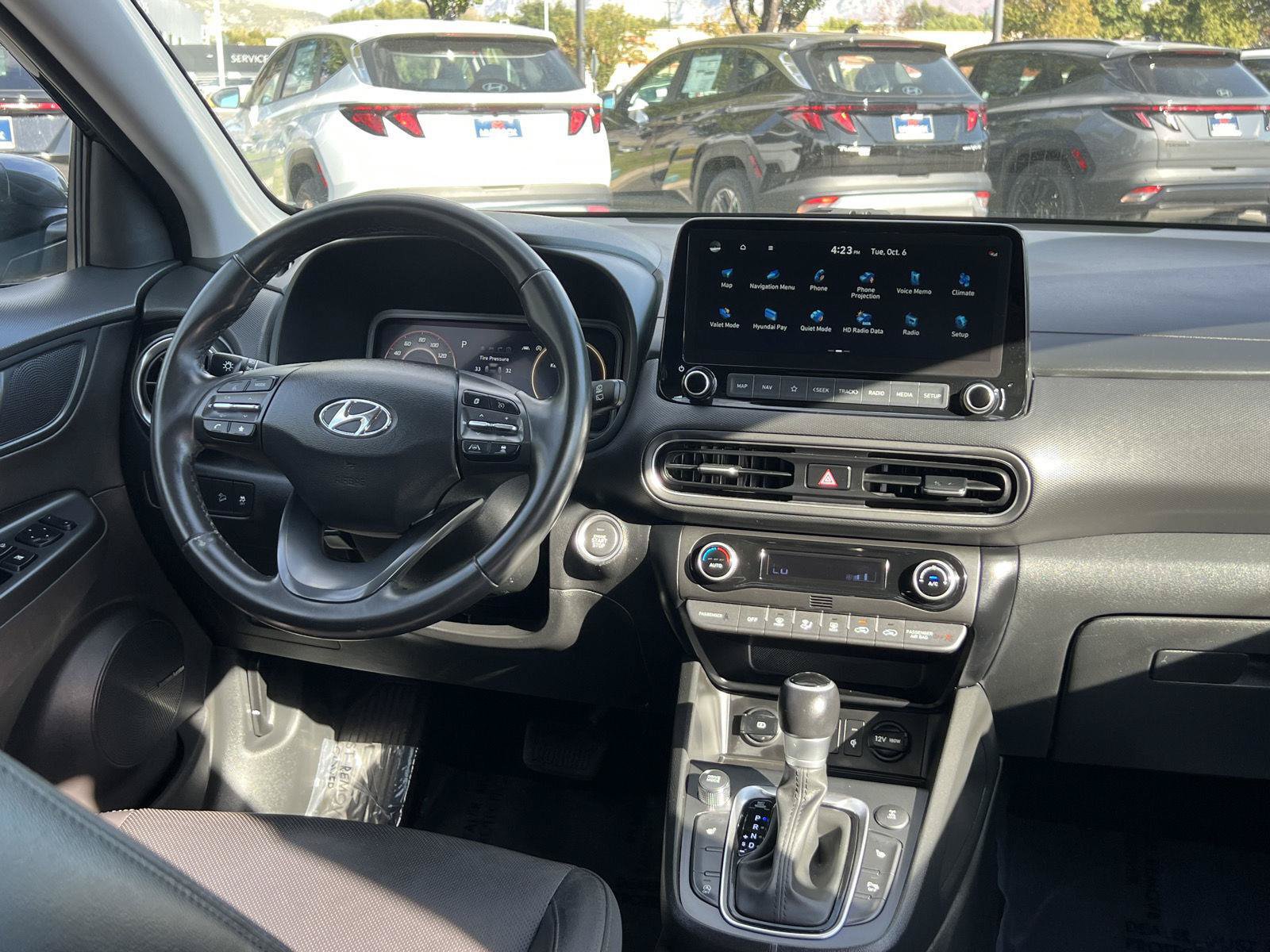 Used 2022 Hyundai Kona Limited w/ Cargo Package AWD/4WD image 2