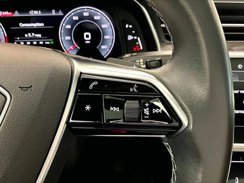 Used 2023 Audi A6 Premium Plus w/ Premium Plus Package image 24