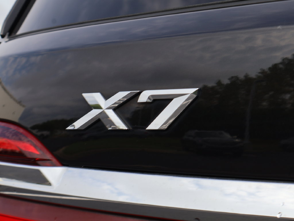 Used 2022 BMW X7 xDrive40i AWD/4WD image 39