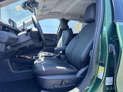 New 2025 Ford Mustang Mach-E Select image 5