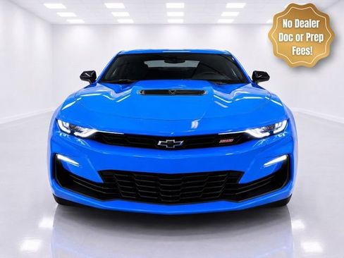 Used 2023 Chevrolet Camaro SS RWD image 3