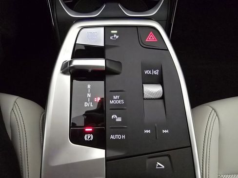 New 2026 BMW X1 xDrive28i w/ Convenience Package image 16