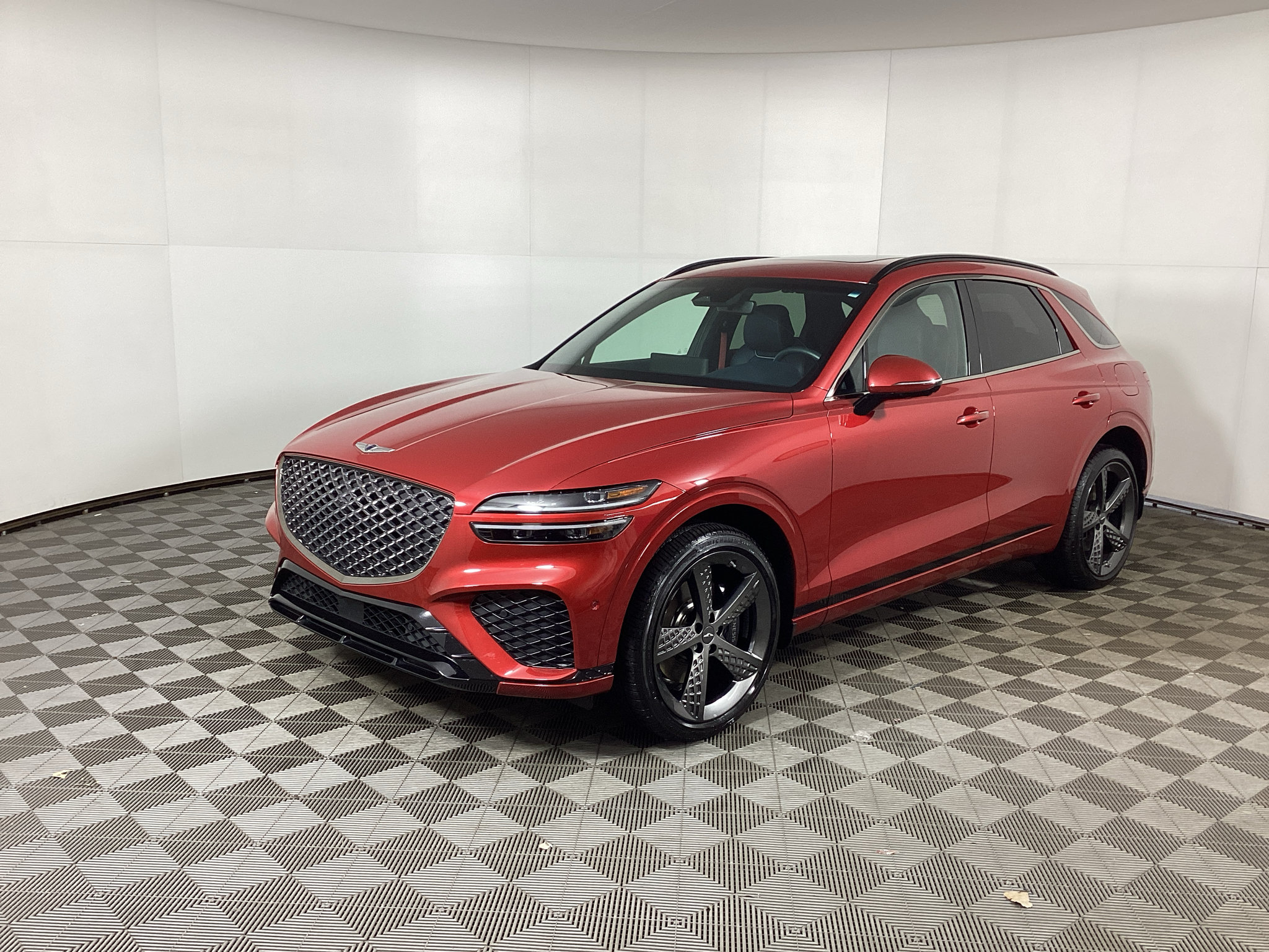 Used 2025 Genesis GV70 3.5T Sport w/ Sport Advanced Package AWD/4WD image 5