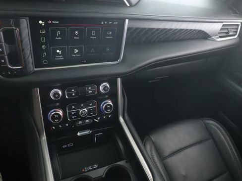 Used 2023 GMC Yukon Denali image 28