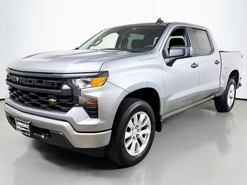 New 2026 Chevrolet Silverado 1500 Custom RWD image 1