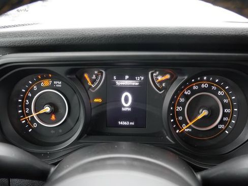 Certified 2024 Jeep Wrangler Sport S image 28