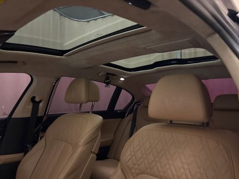 Used 2019 BMW 750i xDrive w/ Executive Package image 23