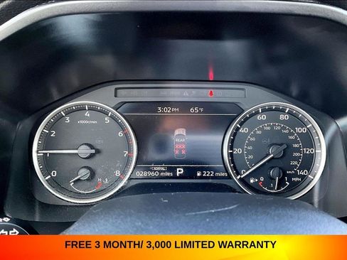 Used 2025 Mitsubishi Outlander ES AWD/4WD image 15