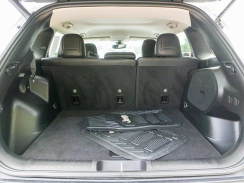 Used 2019 Jeep Cherokee Limited AWD/4WD image 11