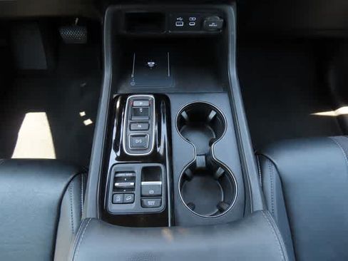 Used 2023 Honda Pilot EX-L image 24