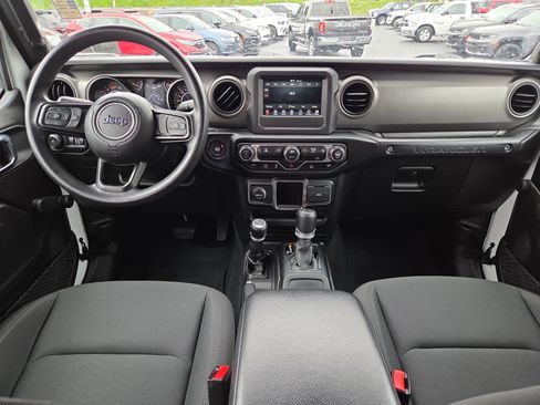 Certified 2022 Jeep Wrangler Unlimited Sport AWD/4WD image 24