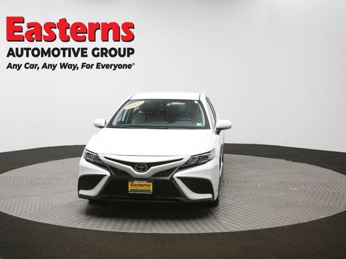 Used 2024 Toyota Camry SE image 48