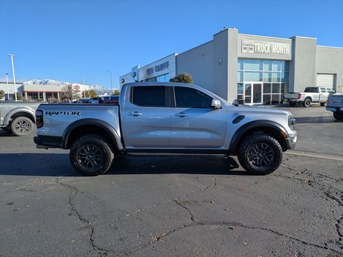 Used 2024 Ford Ranger Raptor image 2