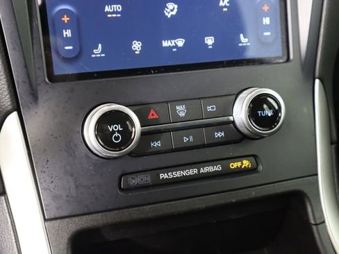 Certified 2023 Ford Edge SEL image 37