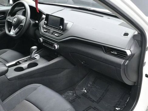 Used 2021 Nissan Altima 2.5 S image 9