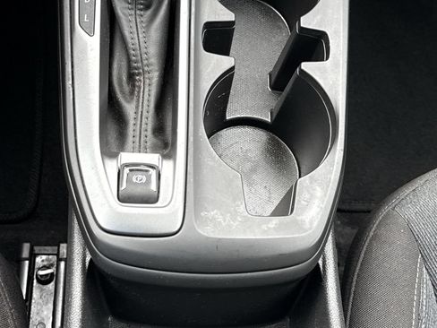 Used 2024 Chevrolet Trax LS FWD image 24